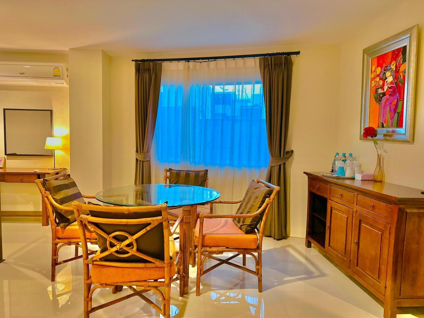 The Hideaway Resort Pattaya By Rosewood Екстериор снимка